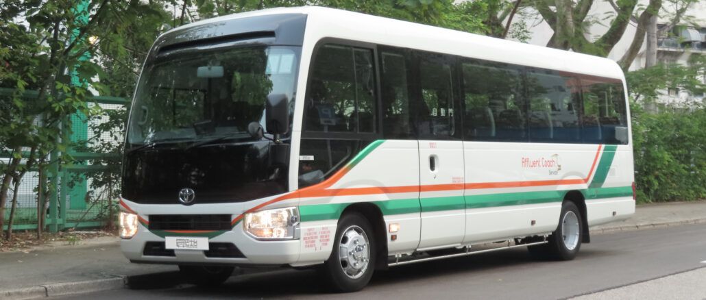 Toyota 豐田 Coaster XZB80 Afflucent Coach Services 豐裕旅遊車服務有限公司